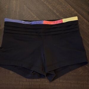 Under Armour HeatGear Compression Shorts Blk Multi Color Waistband Sz. Sm/P 3”